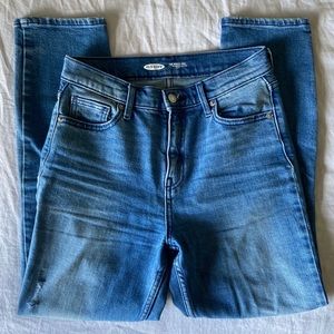 High-wasted Distressed Jeans